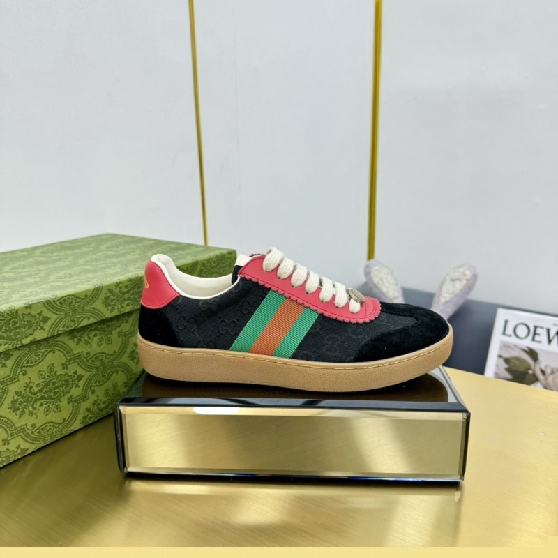 G*u*i casual shoes